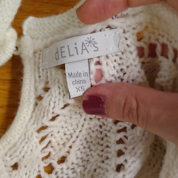 SOLD 3/$15 sale White open weave sweater - Picture 2 of 5